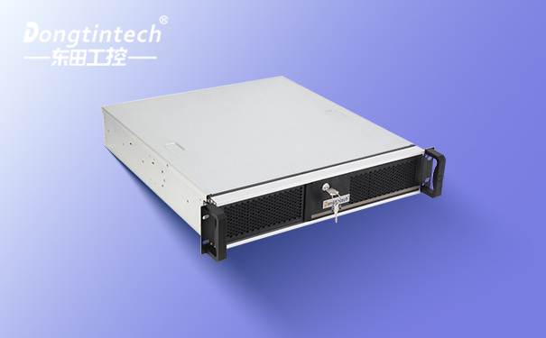 上架式工控機(jī).jpg 上架式工控機(jī).jpg