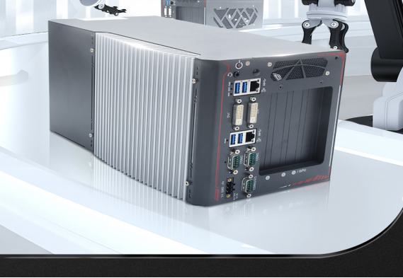 車載嵌入式工控機.png 車載嵌入式工控機.png