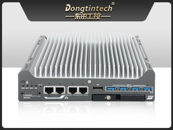 無風扇嵌入式工控機.jpg 無風扇嵌入式工控機.jpg