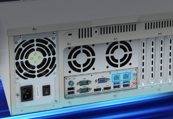 4U工控機端口.png 4U工控機端口.png