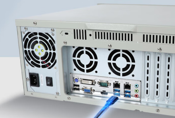 東田智慧工地工控機(jī)端口.png 東田智慧工地工控機(jī)端口.png