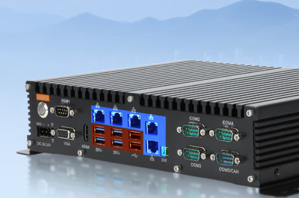 東田嵌入式主機(jī)端口.png 東田嵌入式主機(jī)端口.png